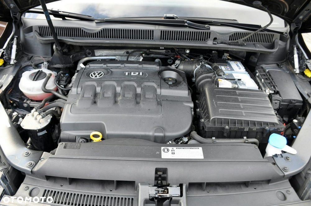 Volkswagen Touran - 39