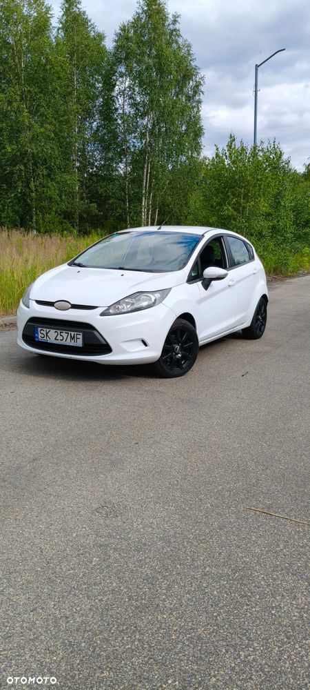 Ford Fiesta 1.25 Ambiente - 1