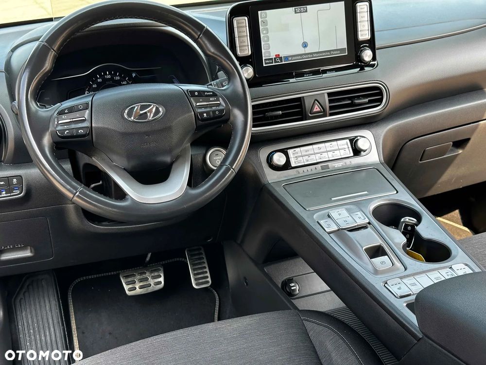 Hyundai Kona 39kWh Style - 23