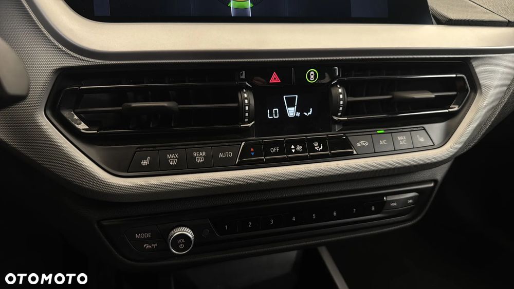 BMW Seria 1 118i Advantage - 27