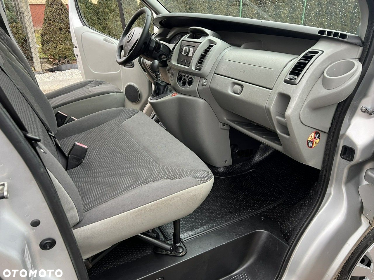 Opel Vivaro - 14