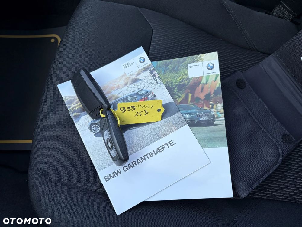 BMW Seria 1 118d Sport Line - 36