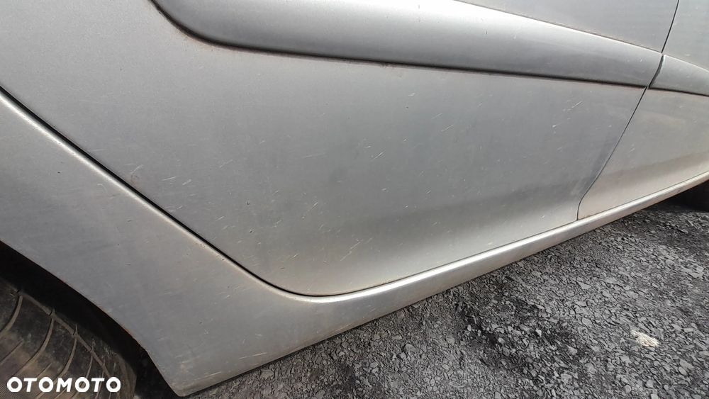 VW GOLF V 5D HB DRZWI PRAWY TYŁ TYLNE PRAWE KOMPLETNE nr. 5/5 - 2