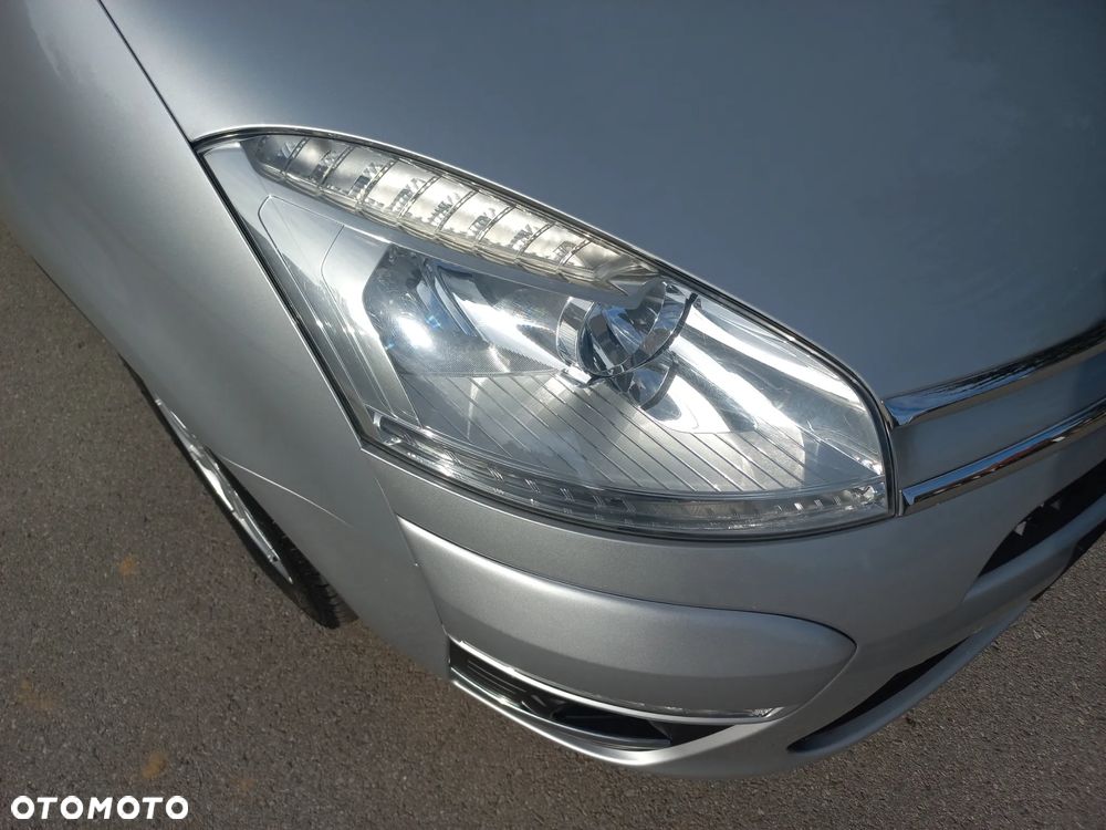 Citroën C4 Picasso 2.0 HDi FAP Exclusive - 8