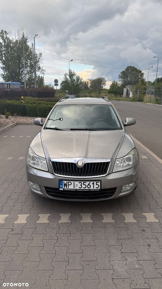 Skoda Octavia 1.6 TDI Elegance - 2