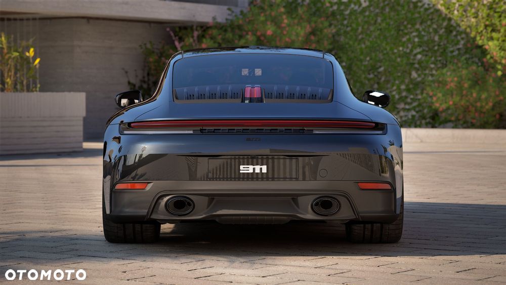 Porsche 911 Carrera - 3