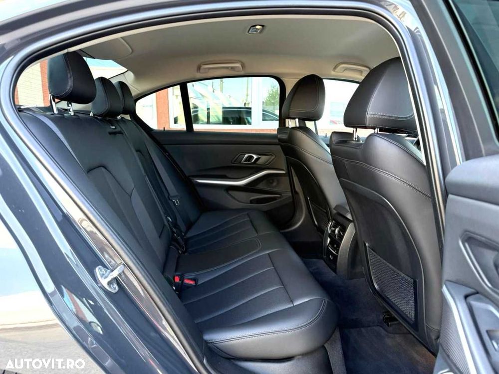 BMW 3 Series 2021 — imagine 17