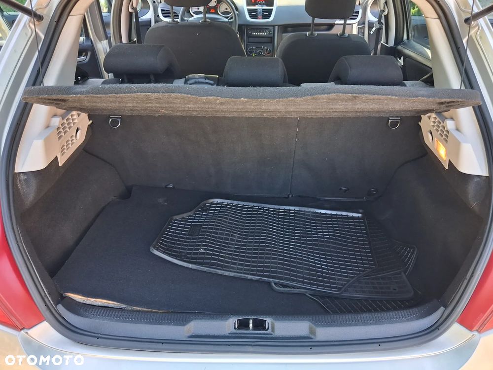 Peugeot 207 1.4 16V Trendy - 6