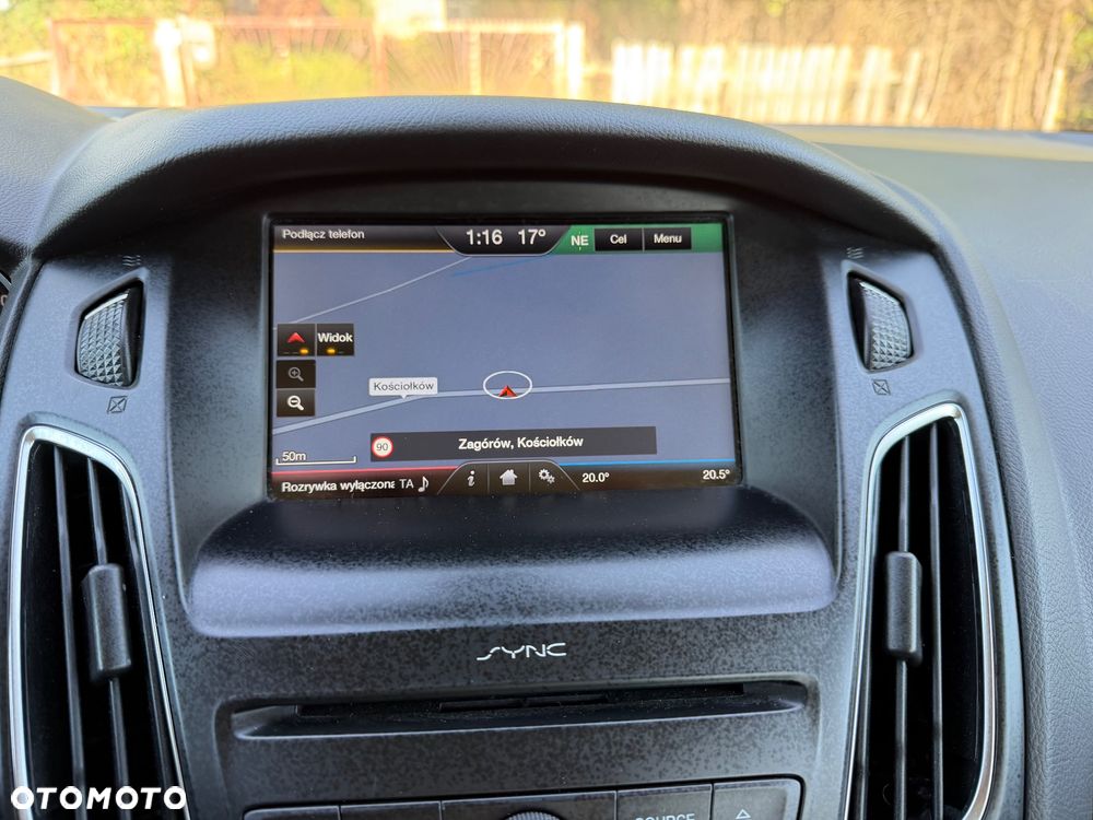 Ford Focus Turnier 1.5 EcoBlue Start-Stopp-System TITANIUM - 24