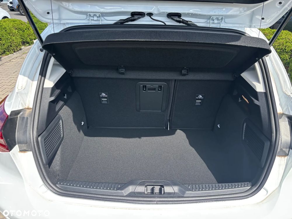 Ford Focus 1.0 EcoBoost mHEV Titanium X - 11