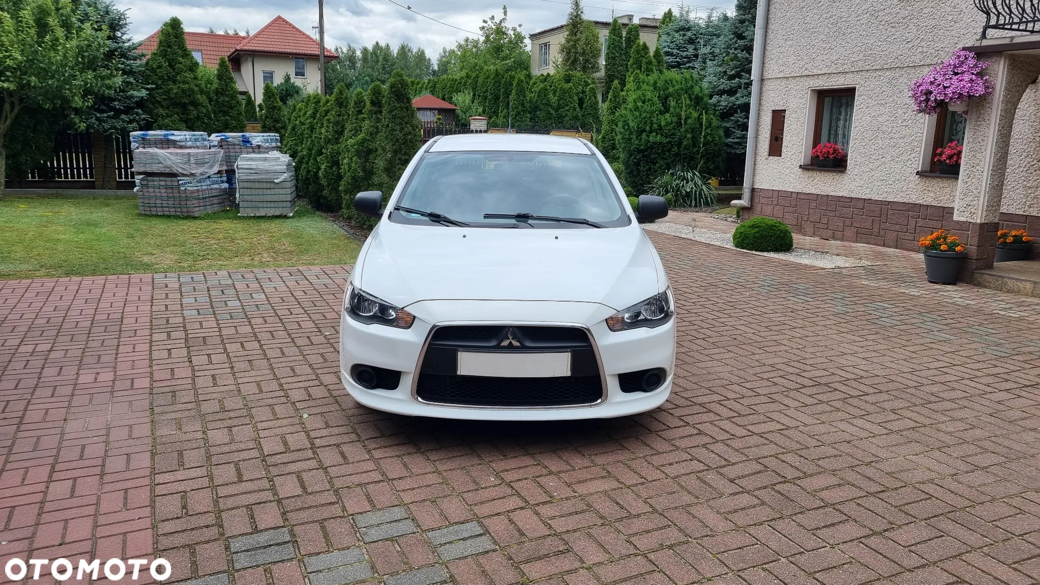 Mitsubishi Lancer 1.5 - 8