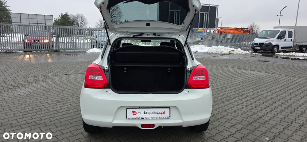 Suzuki Swift 1.2 SHVS Premium Plus - 15