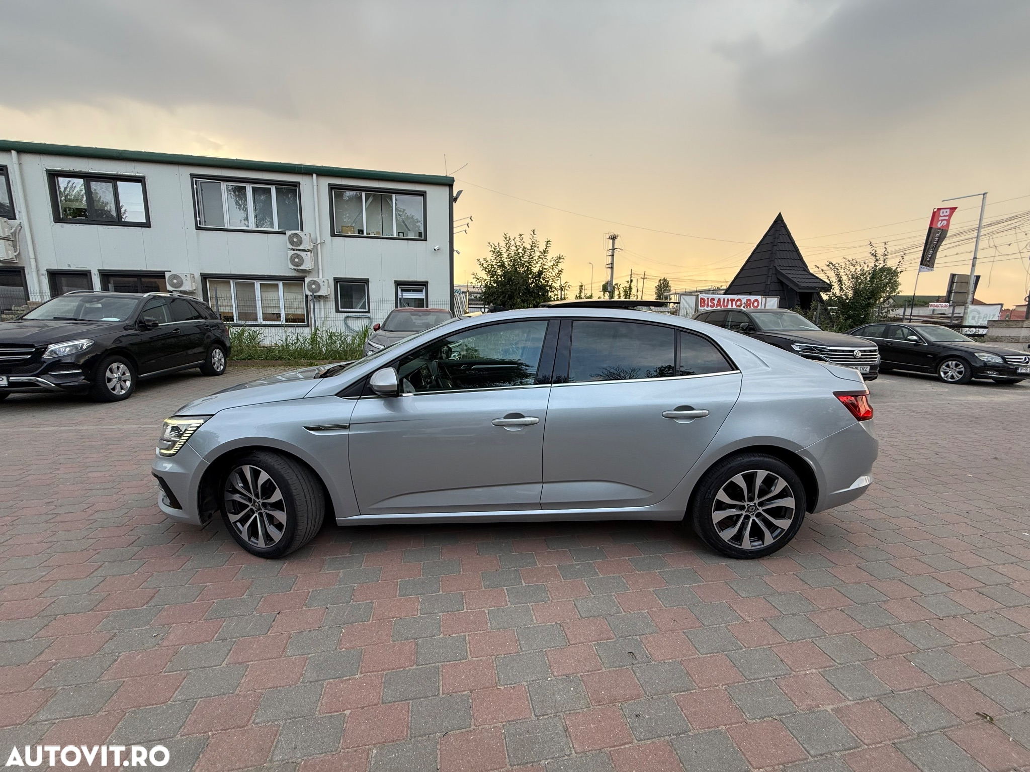 Renault Megane Blue dCi 116 EDC Intens - 4