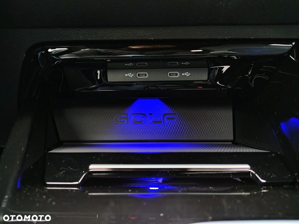 Volkswagen Golf Variant 2.0 TSI 4Motion R - 21