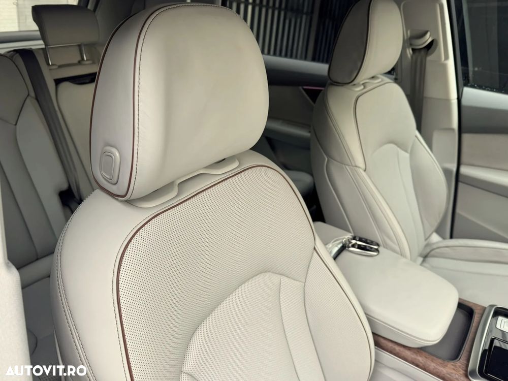 Audi Q7 55 TFSI e quattro tiptronic - 13