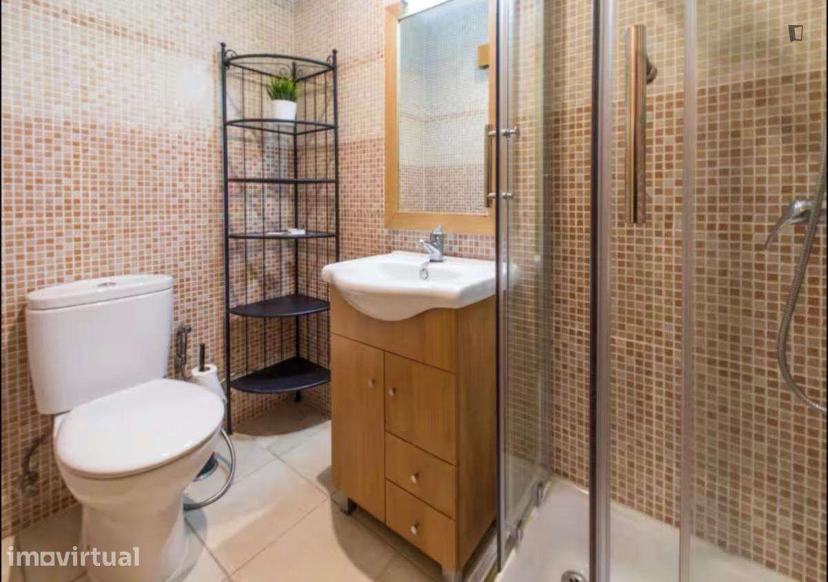 Apartamento com 1 quartos - localizado em Princípe Real Lisbon - Grande imagem: 5/16
