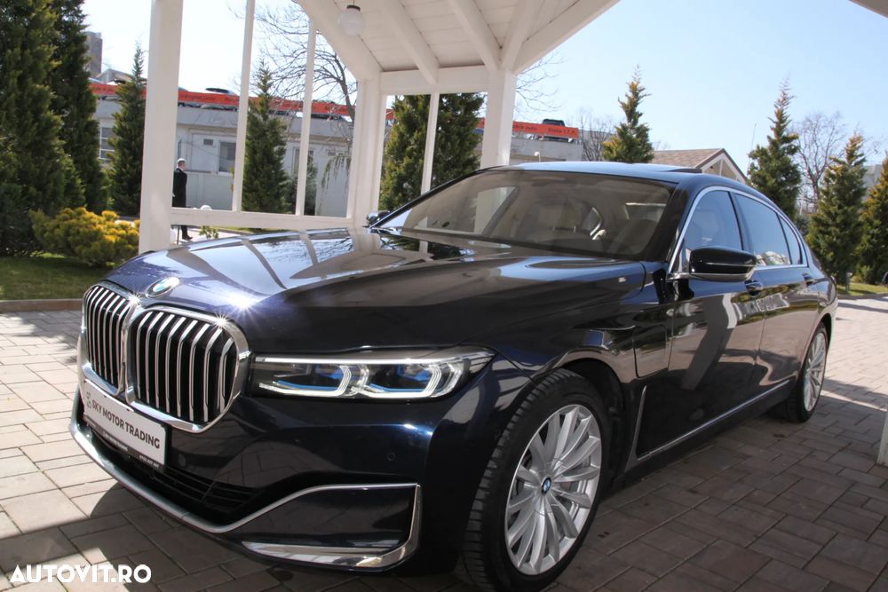 BMW Seria 7 745Le xDrive AT PHEV - 39