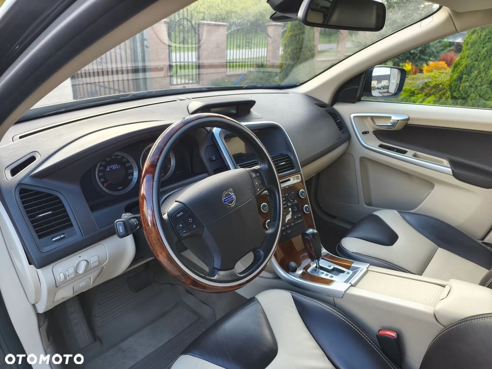 Volvo XC 60 2.4D AWD Summum - 18