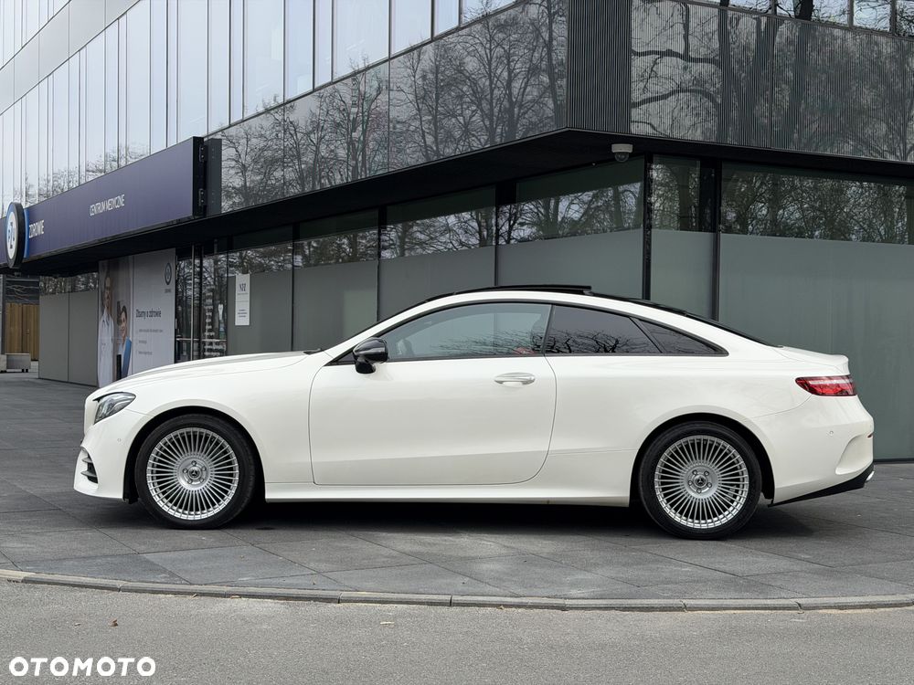 Mercedes-Benz Klasa E 220 d 4-Matic 9G-TRONIC - 3