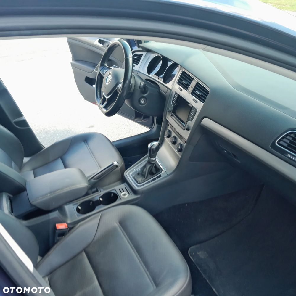 Volkswagen Golf - 7