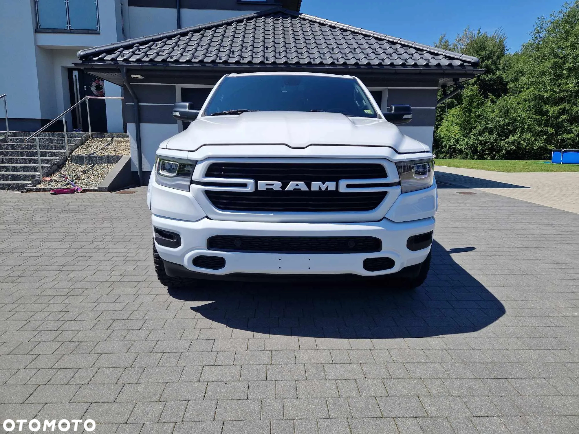 Dodge RAM 1500 5.7 4x4 - 11