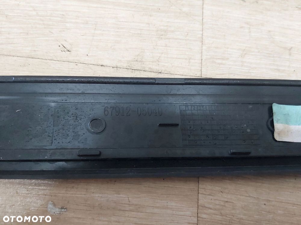 Toyota Avensis T27 09-18r listwa progowa nakładka lewa prawa przód tył KMPL - 5