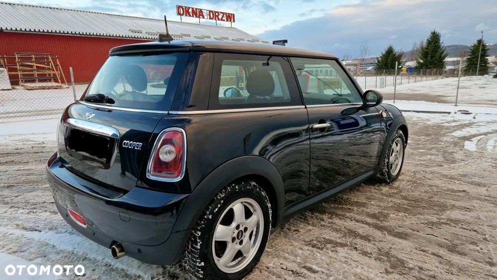 MINI Cooper Standard - 6