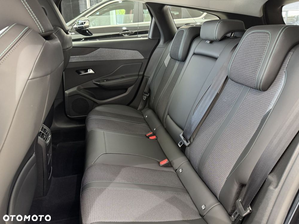 Peugeot 308 1.5 BlueHDi Allure S&S EAT8 - 13