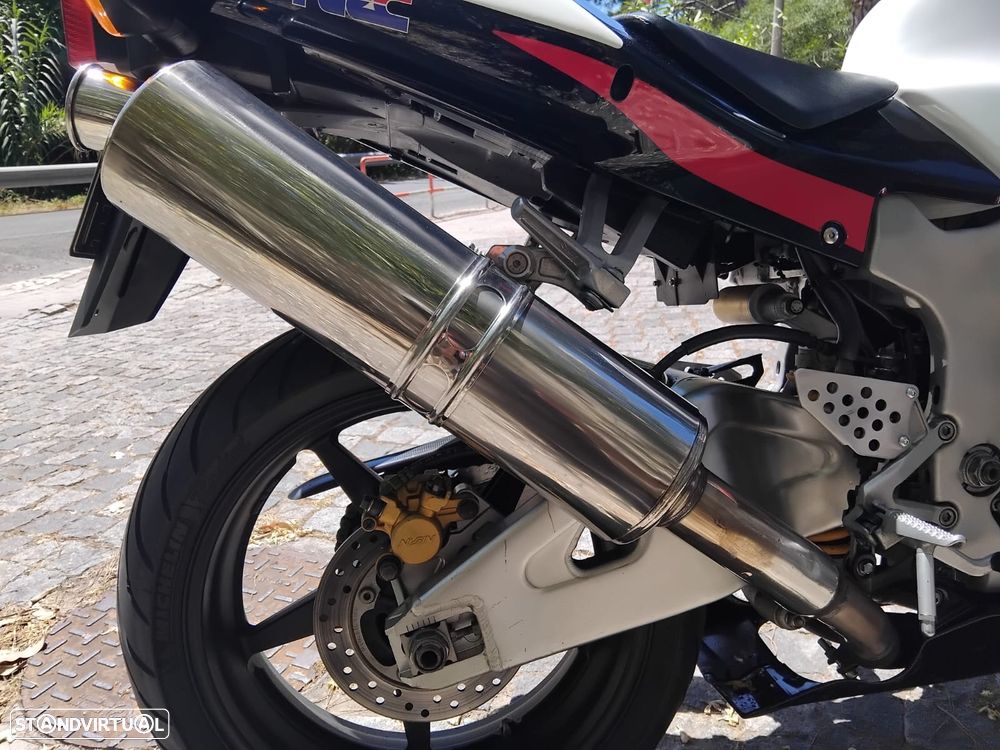 Honda VTR SP02 - 6