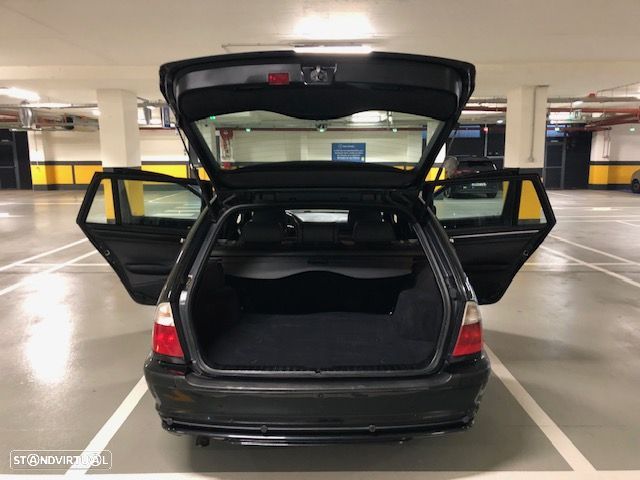 BMW 320 d Touring - 13