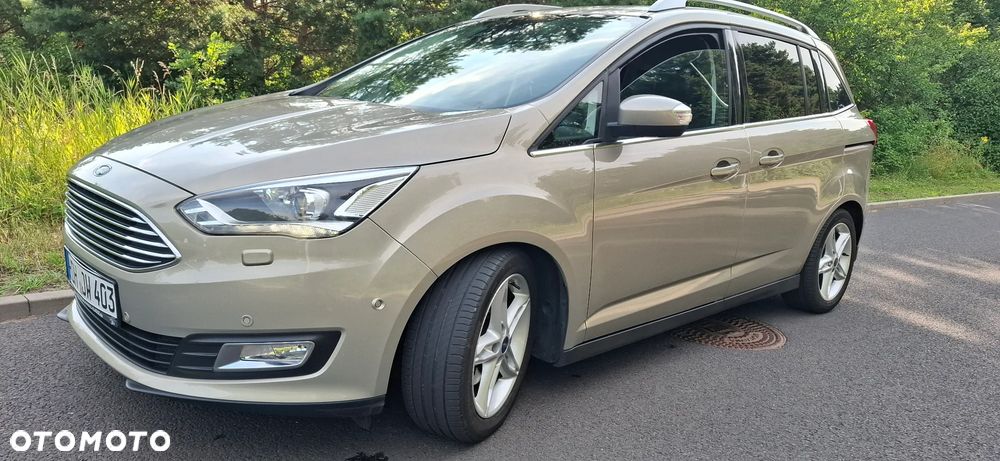 Ford Grand C-MAX - 9
