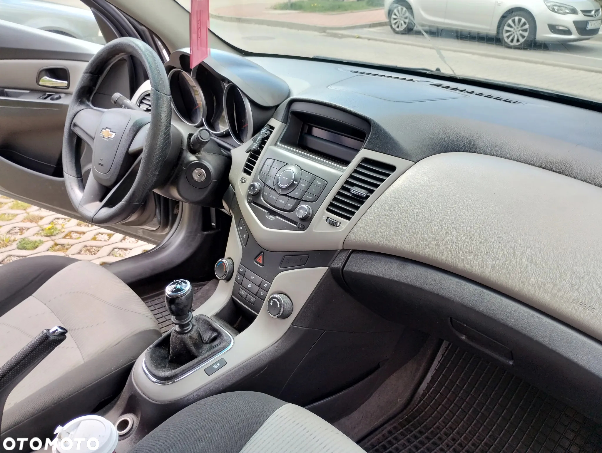 Chevrolet Cruze - 4