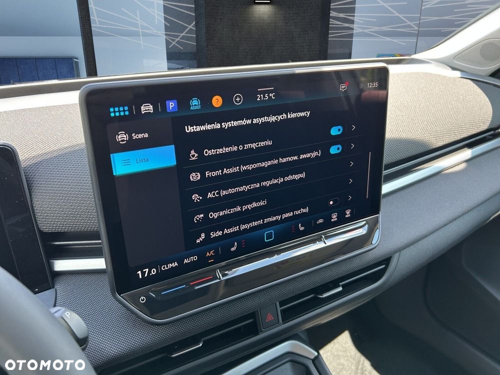 Volkswagen T-Roc 1.5 eTSI Life DSG - 22
