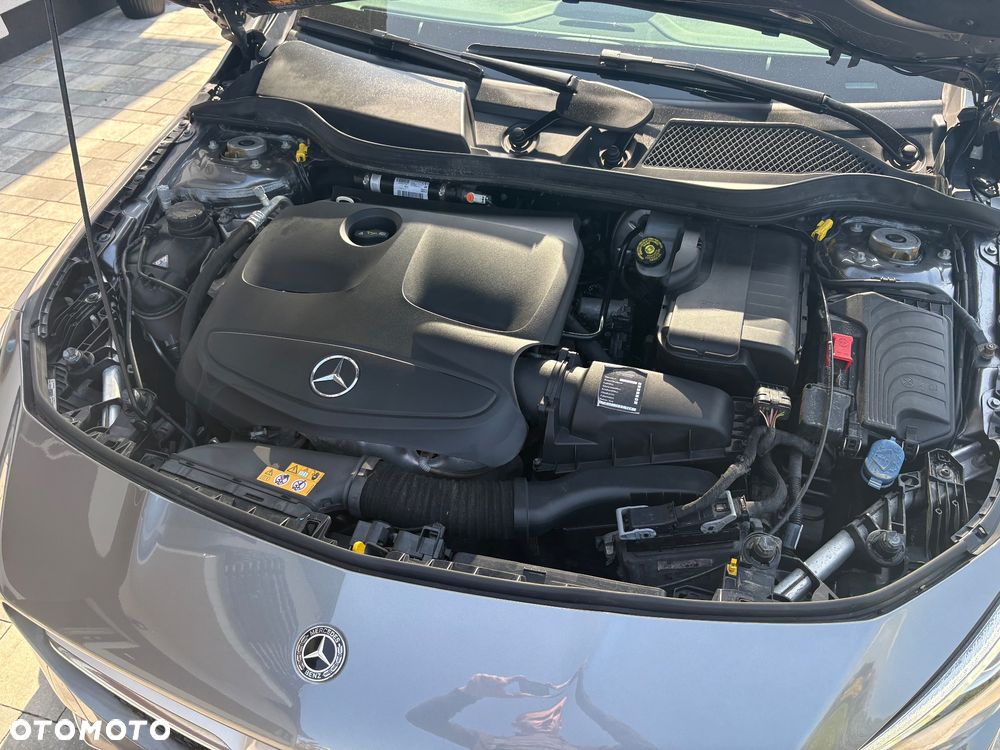 Mercedes-Benz CLA 180 SCORE - 18