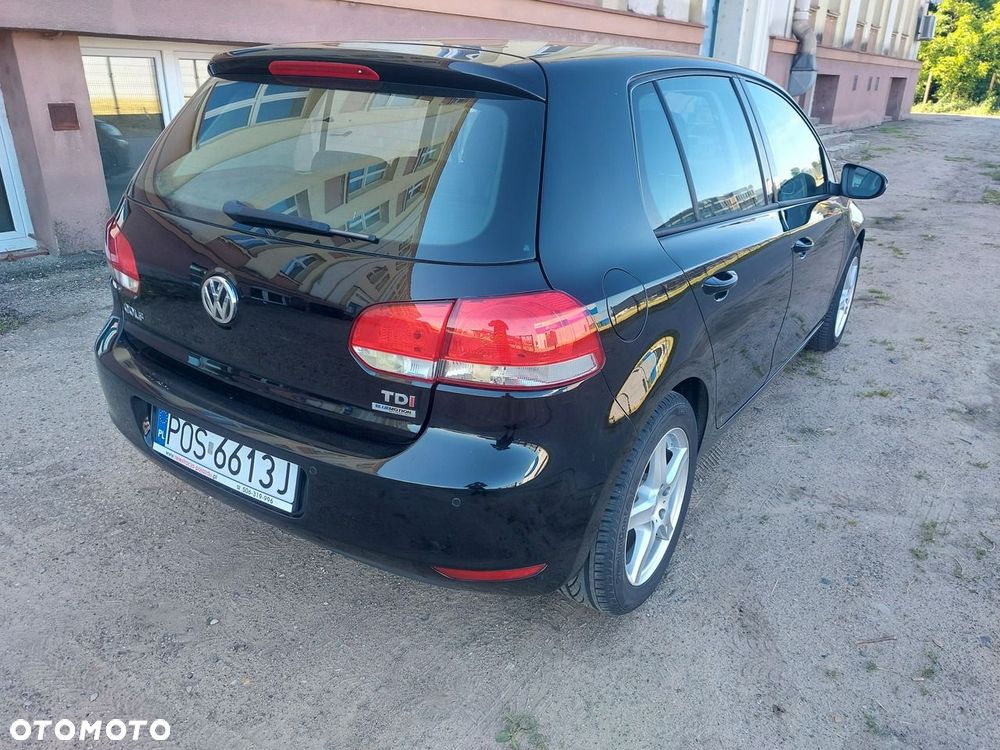 Volkswagen Golf - 6