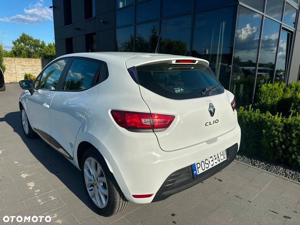 Renault Clio - 9