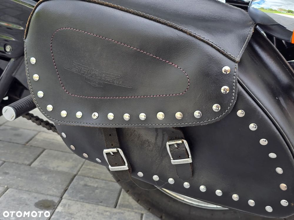 Honda Shadow - 28