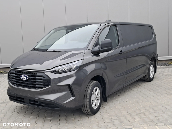 Ford Custom Van