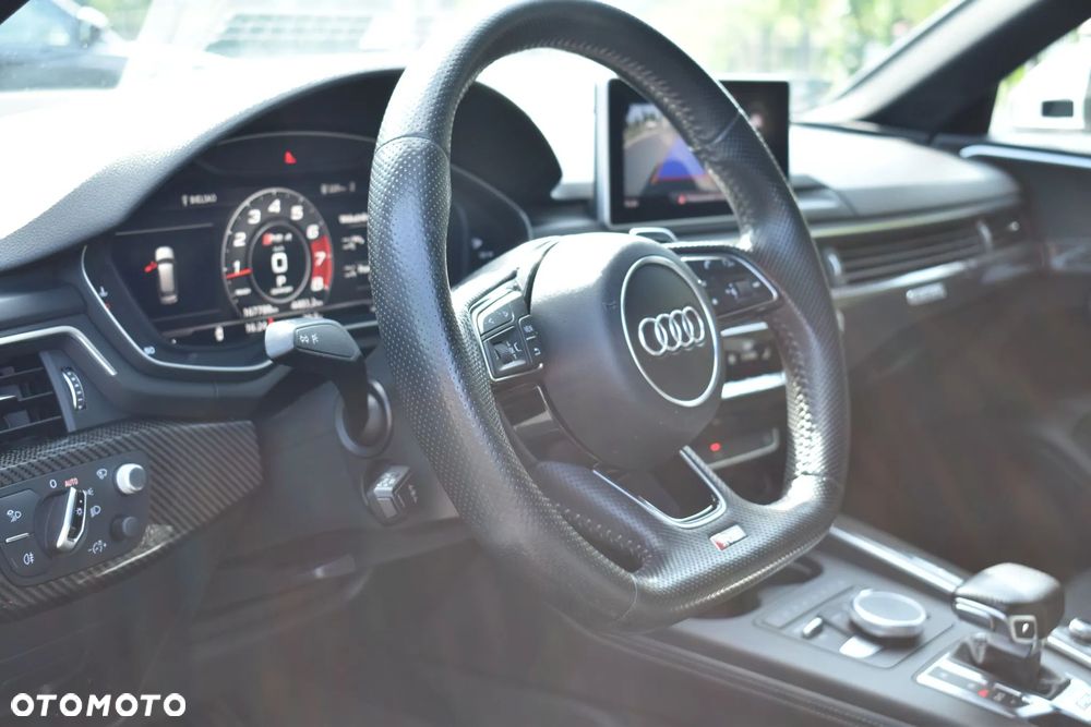 Audi RS4 Avant 2.9 TFSI Quattro Tiptr - 11
