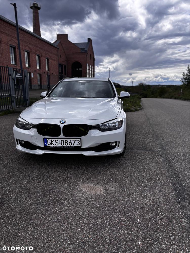 BMW Seria 3 318d DPF - 1