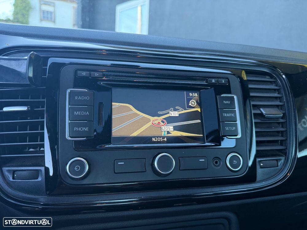 VW New Beetle 1.6 TDi Design - 12