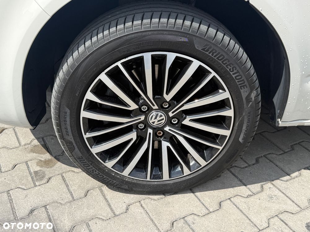 Volkswagen Caravelle 2.0 TDI L2 Highline 4Motion DSG - 6