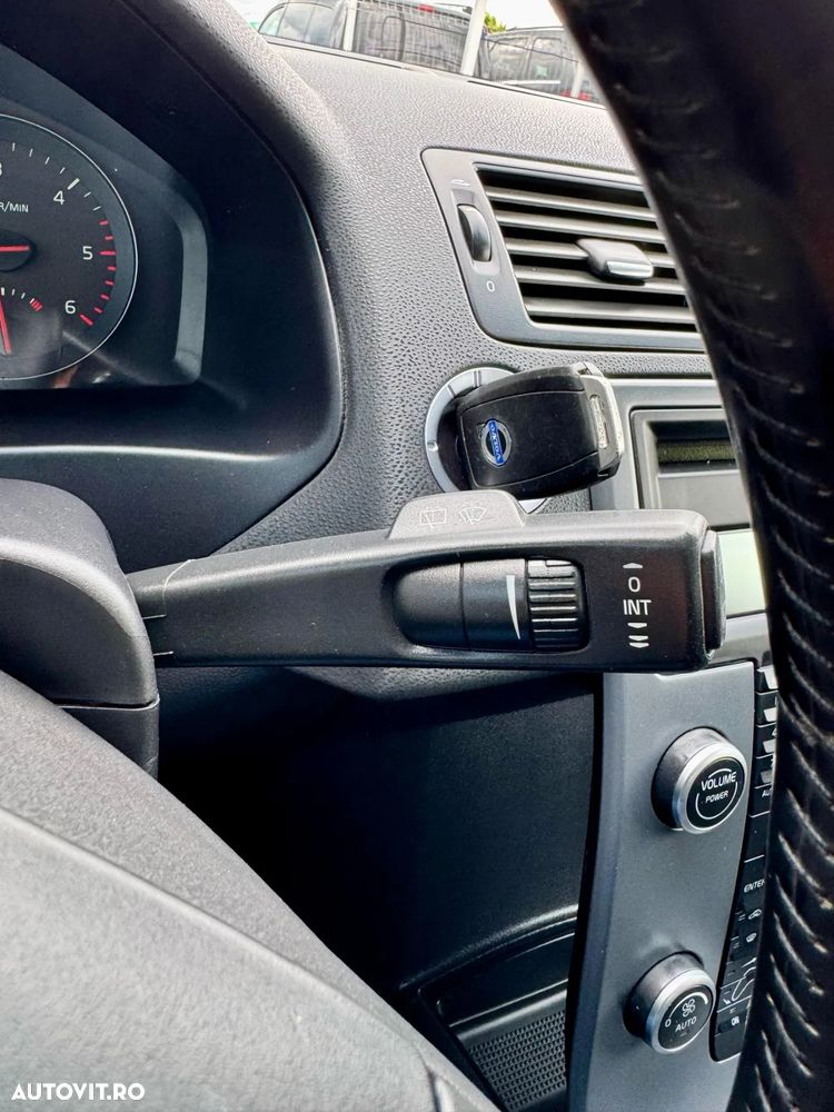 Volvo V50 DPF DRIVe Business Pro Edition - 34