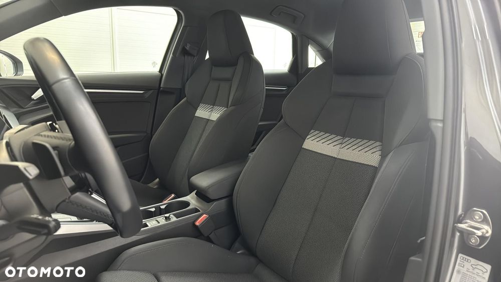 Audi A3 Limousine 35 TFSI mHEV S Line S tronic - 11