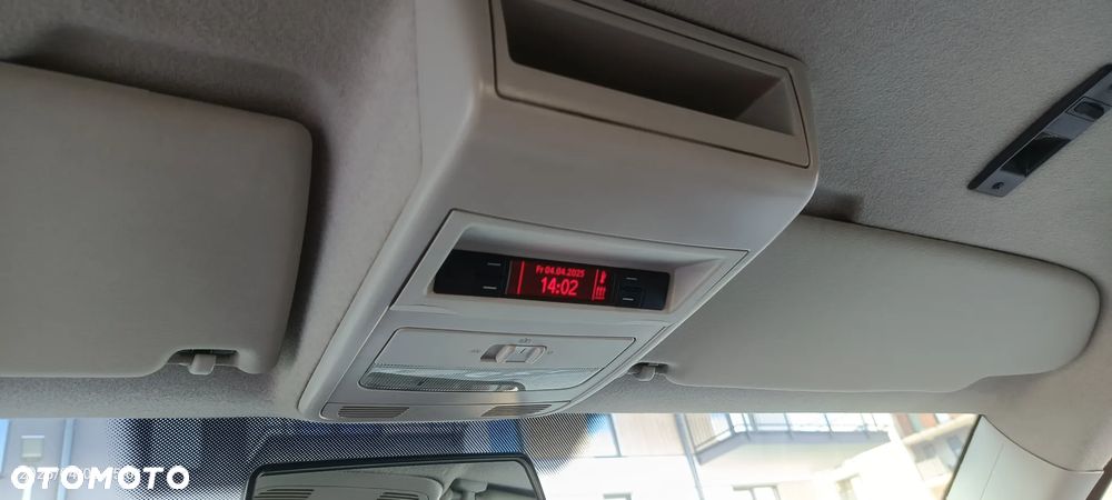 Volkswagen Transporter - 8