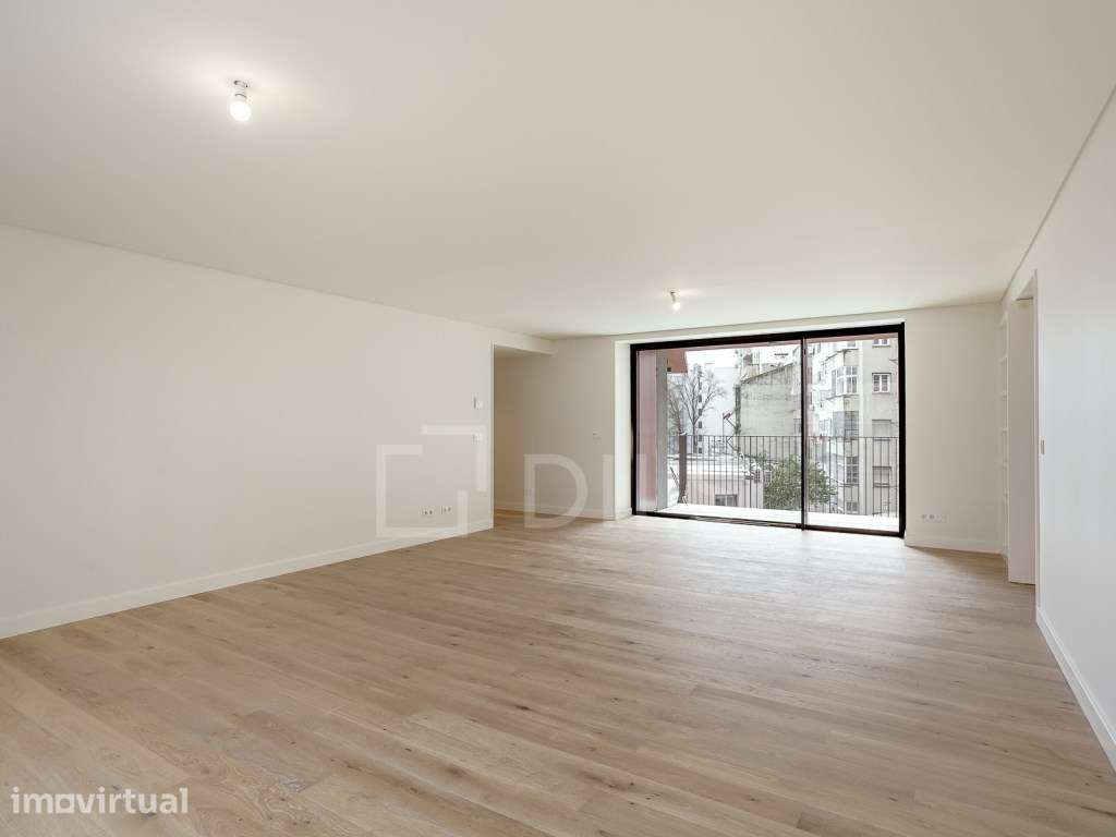 Apartamento T3 com área exterior e garagem no Areeiro, Lisboa - Grande imagem: 3/64