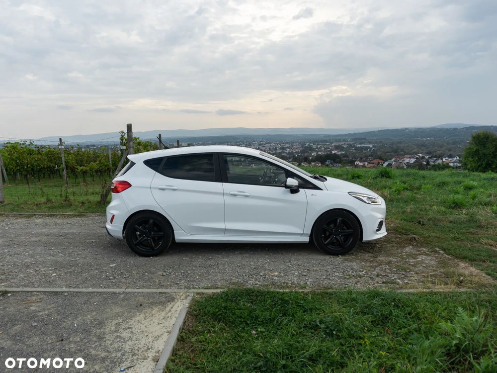 Ford Fiesta - 10