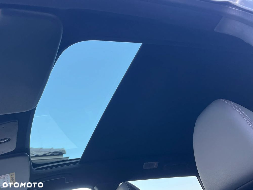 Nissan Qashqai 1.6 dCi Xtronic TEKNA+ - 36