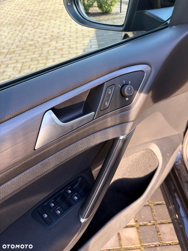 Volkswagen Golf 1.6 TDI BMT Comfortline - 25