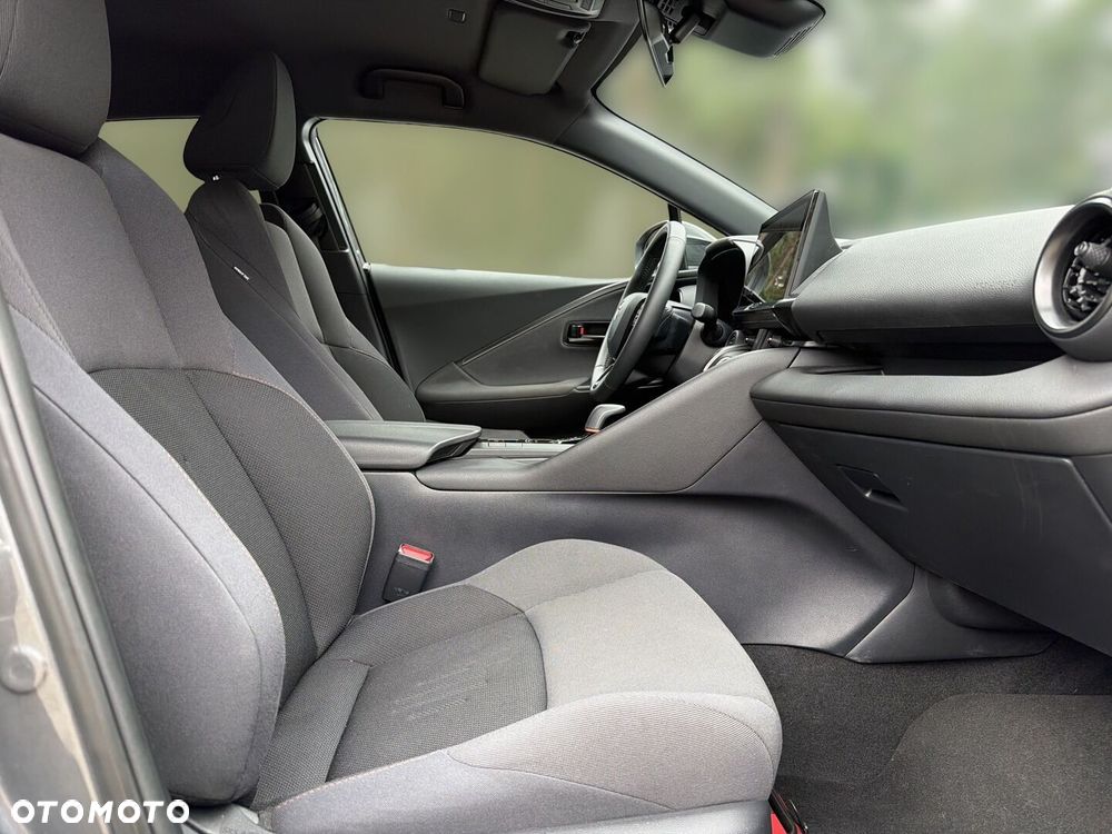 Toyota C-HR - 10